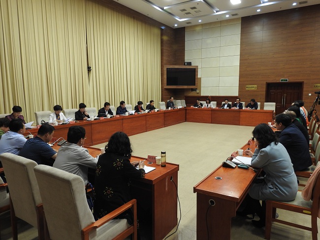 民建張家口市委參加紀(jì)念中共中央“五一口號”發(fā)布70周年座談會5-1.jpg