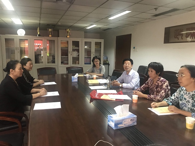 20190924民建保定市河北大學支部、華北電力大學支部聯合召開“不忘合作初心，繼續攜手前進”學習座談會3-1.jpg