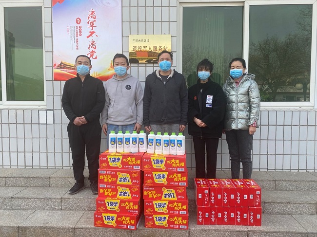 民建會員獻愛心捐贈在行動.jpg