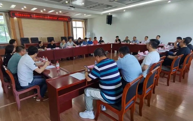 民建秦皇島市委舉辦第十一期企業(yè)家沙龍活動1-1.jpg