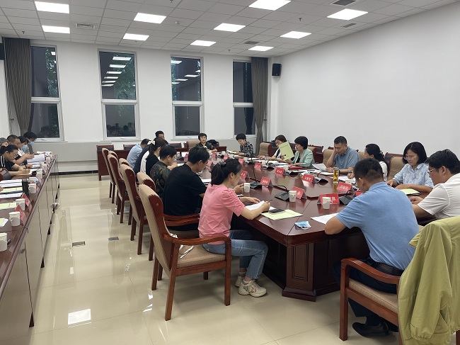 民建廊坊市委召開第八屆委員會第六次（擴大）會議暨“矢志不渝跟黨走、攜手奮進新時代”政治交接主題教育學習會議 (3)-1.jpg
