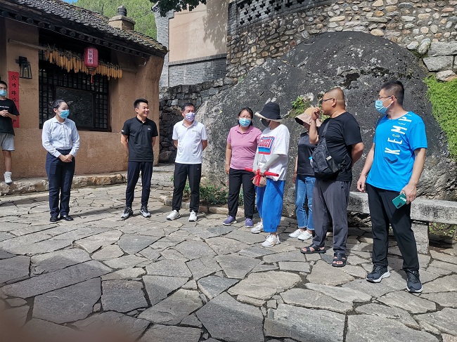 20220818民建保定市委振興支部赴阜平縣開展主題教育學習考察活動1-1.jpg