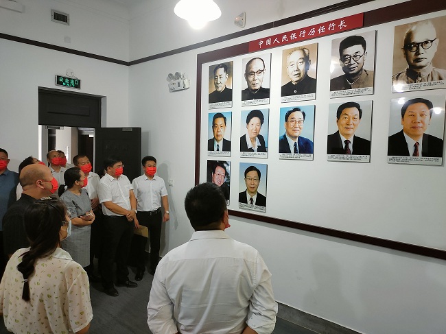 20220822民建保定市委開展“矢志不渝跟黨走、攜手奮進新時代”政治交接主題教育現場教學1 (4)-1.jpg
