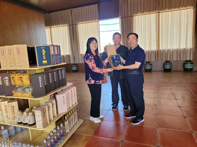 民建張家口市委到會(huì)員企業(yè)走訪調(diào)研1 (1)-1.jpg