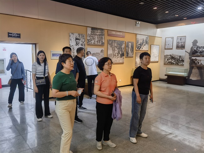 民建欒城區支部開展“凝心鑄魂強根基、團結奮進新征程”主題教育活動1 (2)-1.jpg