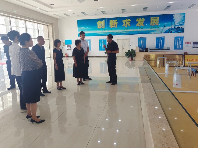 李桂敏一行到擬入會(huì)人員企業(yè)考察調(diào)研在滄州四星進(jìn)出口公司調(diào)研-1.jpg
