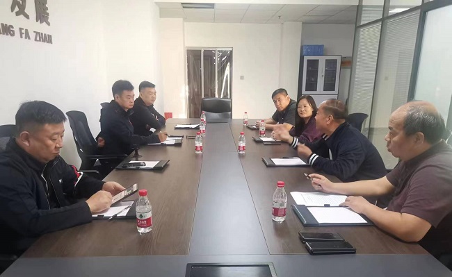 民建邯鄲市邯山區基層委員會和市直第四基層委員會聯合召開“凝心鑄魂強根基、團結奮進新征程”主題教育交流座談會1 (2)-1.jpg