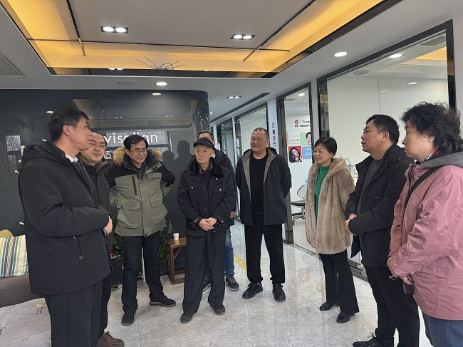 20240218民建保定市委東風支部到會員企業嘉瑞口腔參觀調研2-1.jpg
