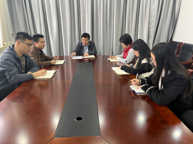 20240319民建保定市委機關召開專題學習會議  學習全國兩會精神 (2).jpg