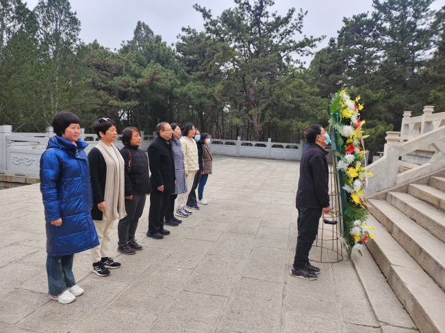 民建唐山市委路北區(qū)工委八支部和市直機關支部開展紅色教育活動 (1) (2).jpg