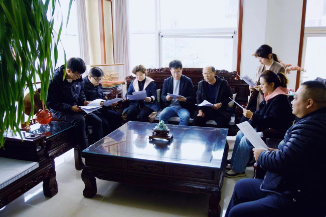 民建秦皇島市委北戴河總支召開領(lǐng)導(dǎo)班子（擴(kuò)大）學(xué)習(xí)工作會議 (2).jpg