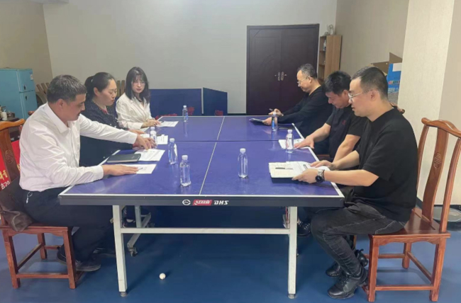 民建唐山市委路南區工委三支部組織學習全國兩會精神.jpg
