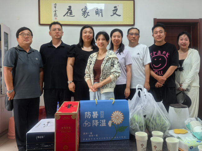民建市委基層組織赴八一哨所慰問 (2).jpg