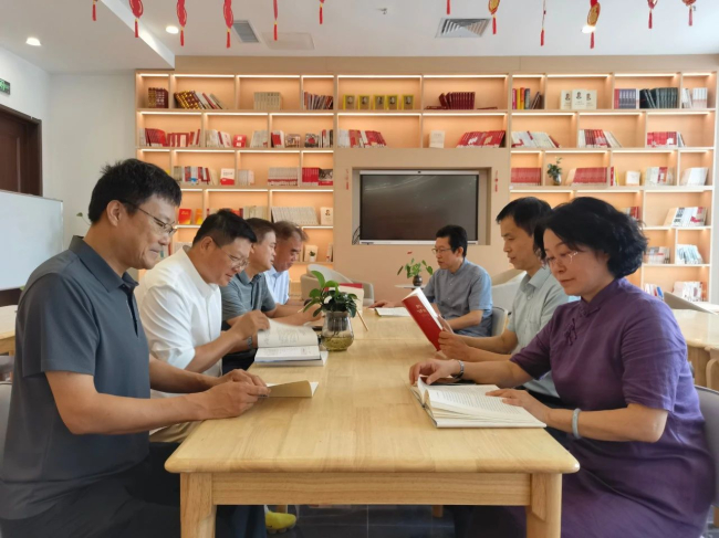 民建滄州市委市直四支部召開學(xué)習(xí)中共二十屆三中全會(huì)精神座談交流會(huì)1 (2).jpg