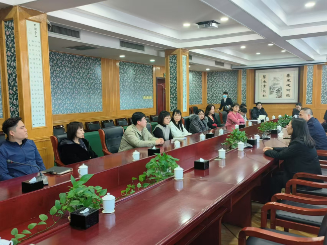 民建承德市委召開新會員見面會民建承德市委 召開新會員見面會 (2).jpg
