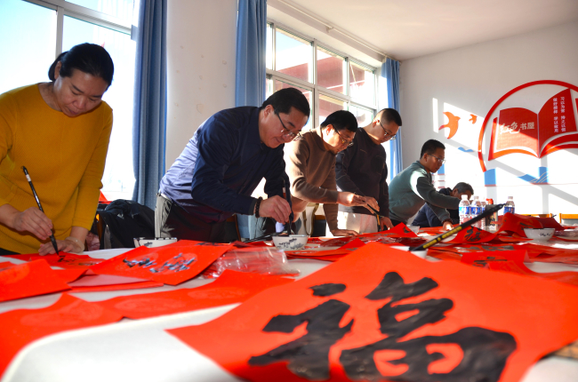 民建唐山市委、民進唐山市委赴遷西太平寨鎮四村聯合開展“攜手共建、聚力賦能”活動3.jpg