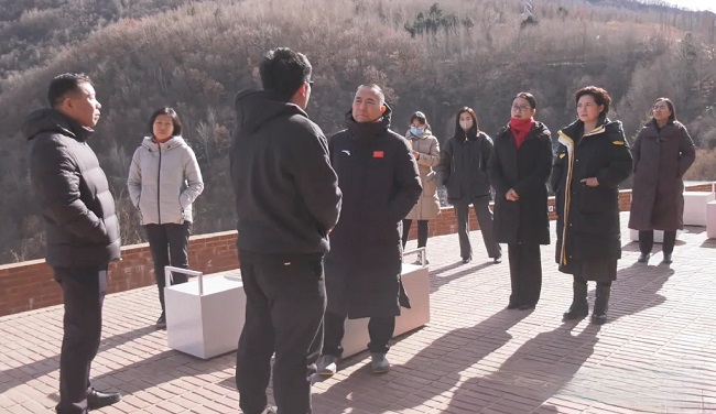 民建承德市委主委郭士剛帶隊(duì)赴隆化縣等地調(diào)研-1.jpg