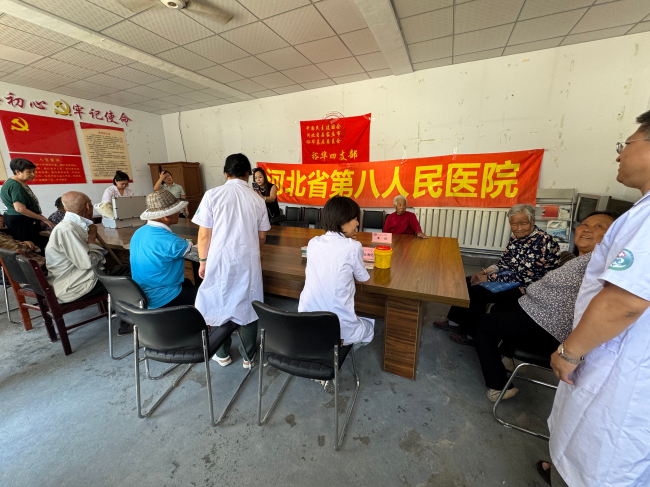 裕華四支部開展山區義診暨防暑物品捐贈活動 (2).jpg