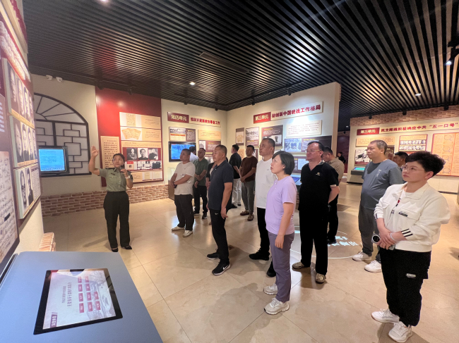 民建石家莊市委企業委組織開展“學規定、強作風、樹形象”主題教育活動4 (2).jpg