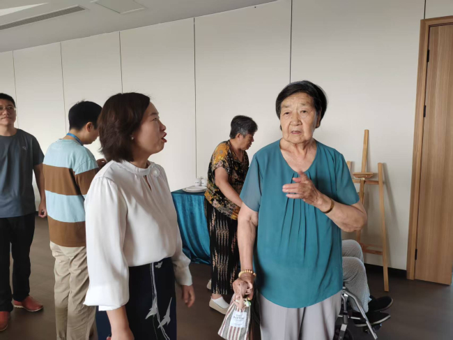 民建唐山市委路北區(qū)工委四支部赴首佳養(yǎng)老機構(gòu)開展普法宣傳與調(diào)研活動 (1) (2).jpg