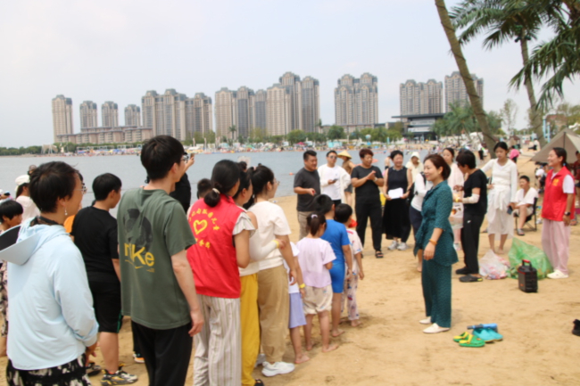 民建唐山市委古冶區工委助力孤困兒童曹妃甸研學活動 (1).jpg