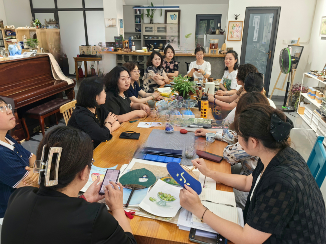 巾幗守初心，書香續芳華 (2).jpg